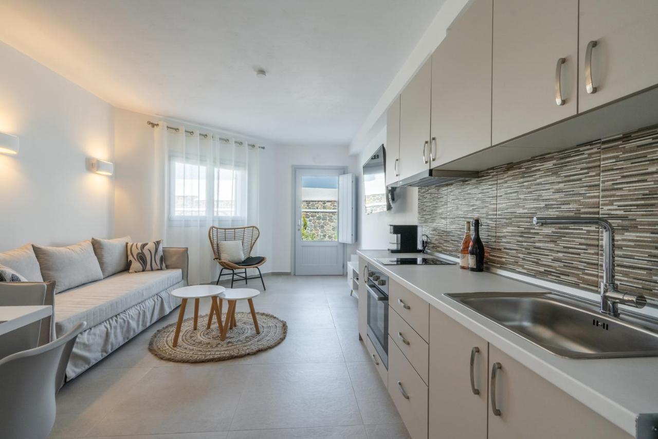 Sn Santorini Apartments Камарі Екстер'єр фото